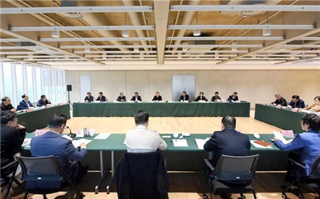 廉毅敏圍繞貫徹落實(shí)省委全會部署要求在杭州調(diào)研時(shí)強(qiáng)調(diào)  加快場景培育　打響“浙里來消費(fèi)”品牌